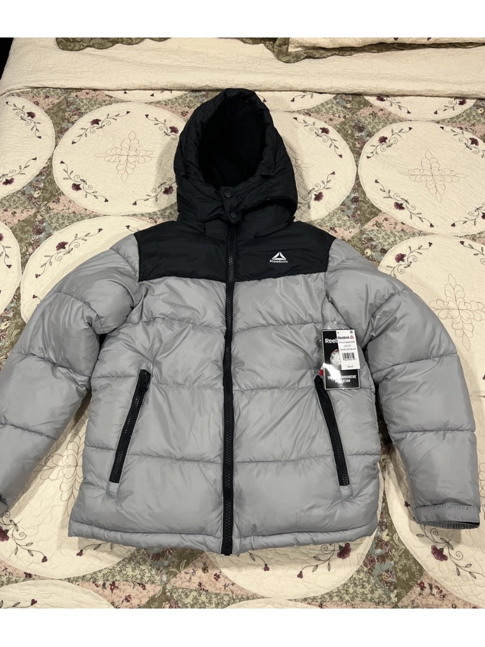 Reebok Black and Gray Men's Hooded Puffer Jacket with Logo